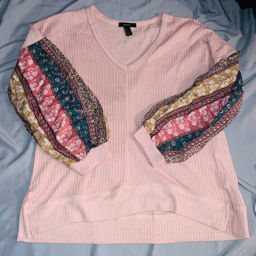 Forever 21 Patterned Sleeve Top
